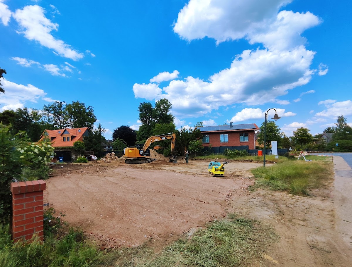 Uhlig Erdbau Gmbh & Co. Kg